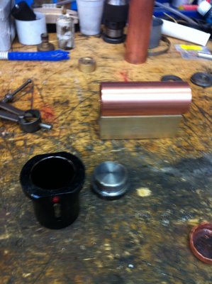 IMG_0271.JPG (1.98 Mio) Vu 10836 fois travail d'aujourd'hui au boulot le tank à gaz