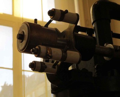 moteur Forest 03.jpg (79.97 Kio) Vu 9081 fois distributeur allumage ( deco)